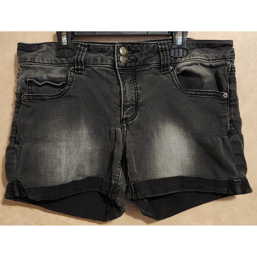 Mudd FLX Stretch Black Denim Shorts Cuffed Double Button Size 13 JM71D007RW1 Y2K